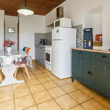 Authentique Au Coeur Des Vignes Avec Terrasse Privative Et Wifi, A 25 Km De Nantes - Fr-1-306-813 * Le Landreau